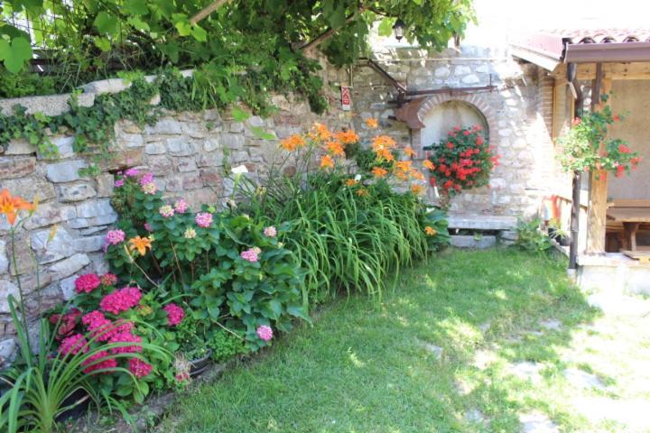 Casa Vacanze Il Melograno Tremosine Luaran gambar